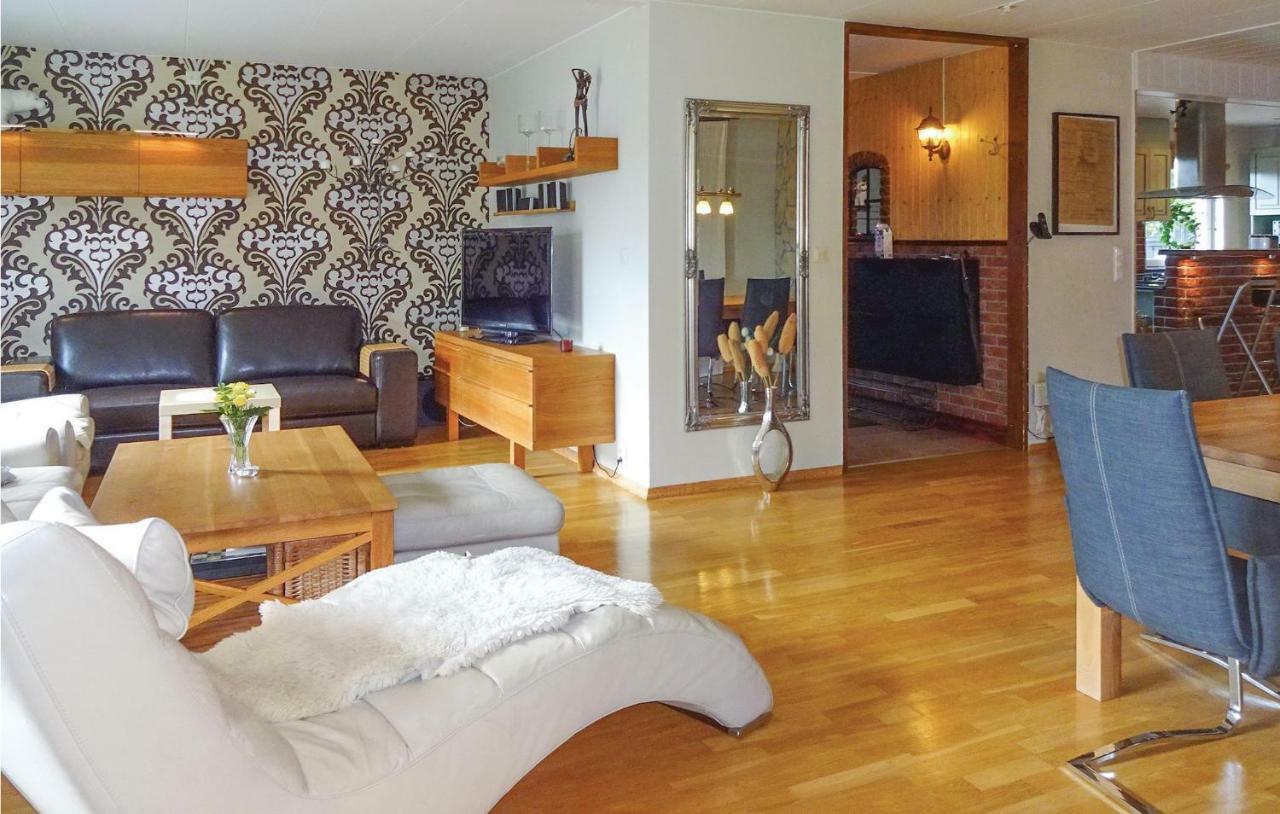 4 Bedroom Lovely Home In Hoeganaes Ngoại thất bức ảnh